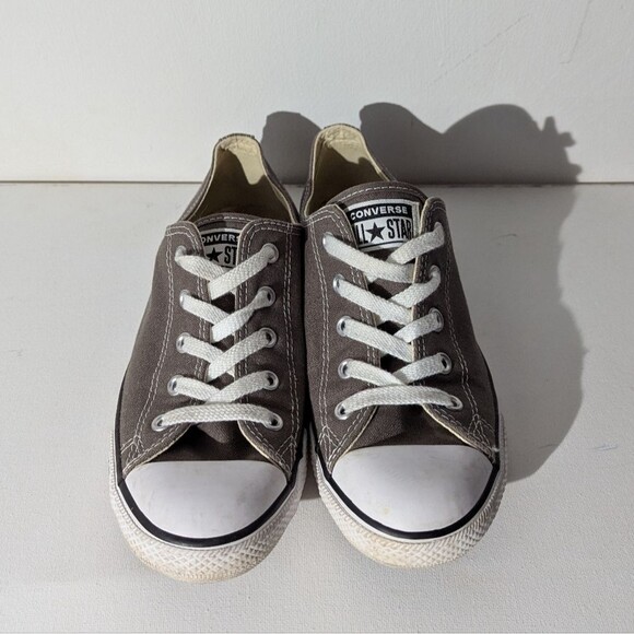Converse Chuck Taylor All Star Gray Low Top Shoes Sneakers Women's Size 7 - Picture 2 of 8
